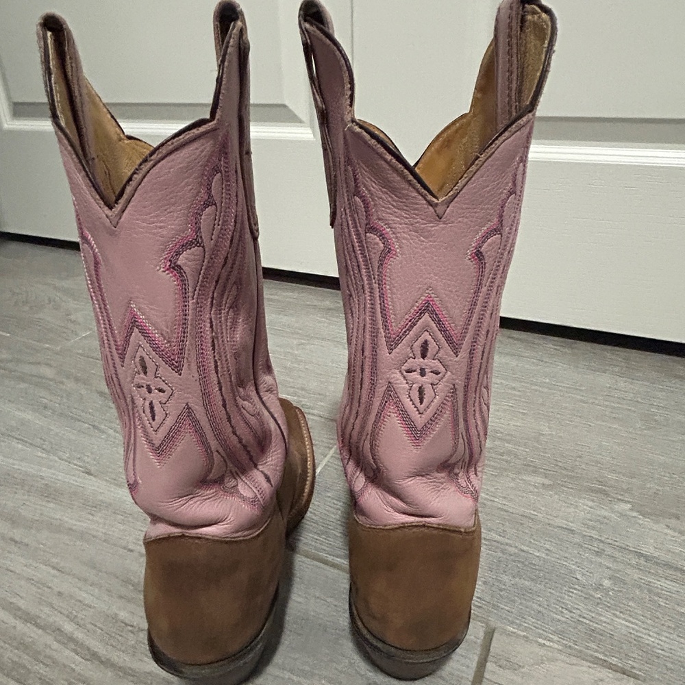 Women's Justin Pink/Tan Leather Square Toed Western Boots - 7 - Picture 9 of 12